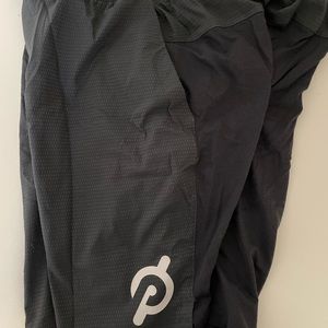 Lululemon X Peloton 9” lines running short